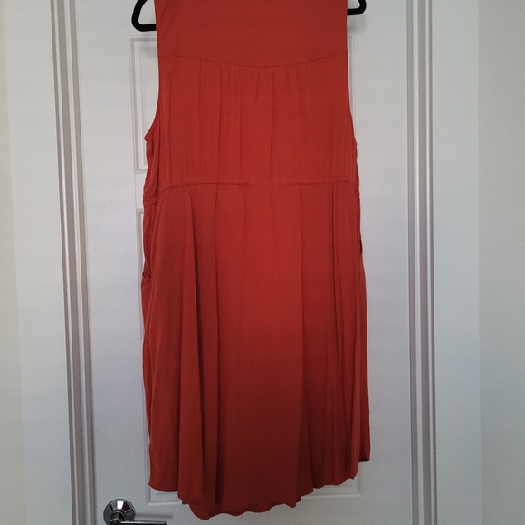 Dress - Picture 4 of 4